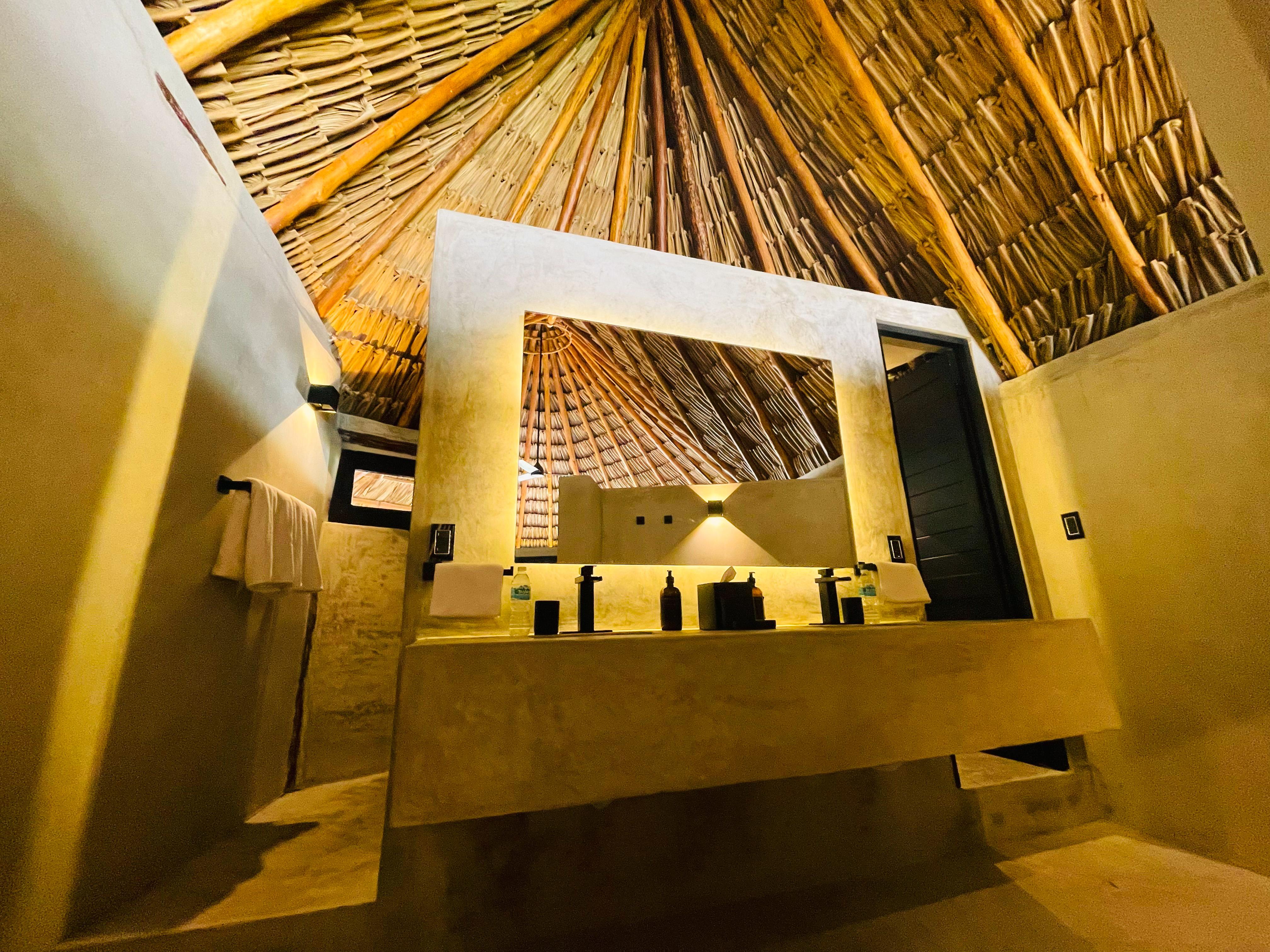 Hotel Maya By G