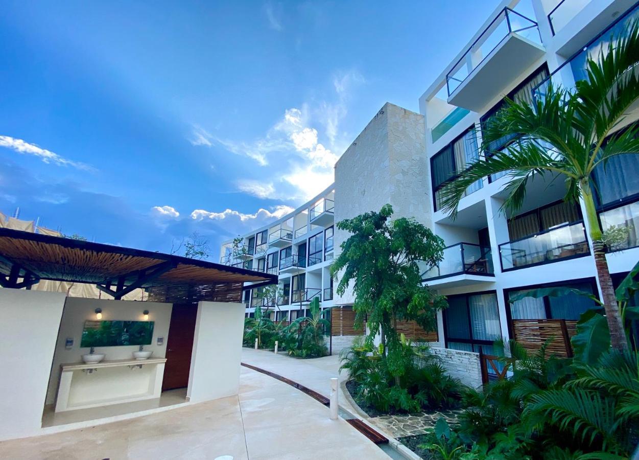 Hotel The Waves By Experience 4*