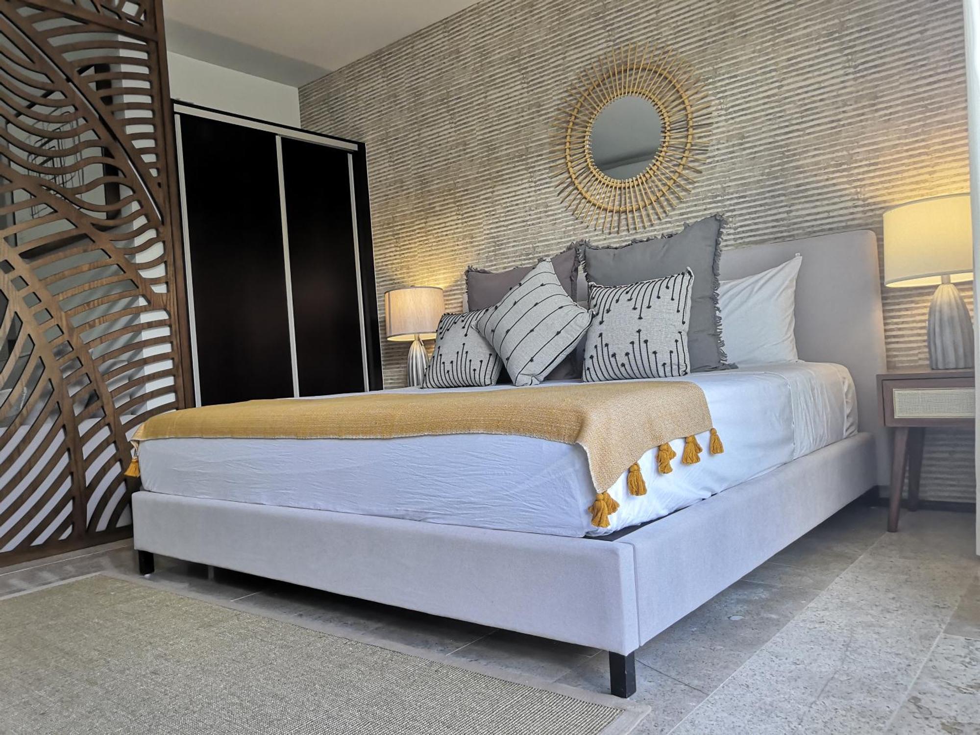 Menesse Luxury By Spot
