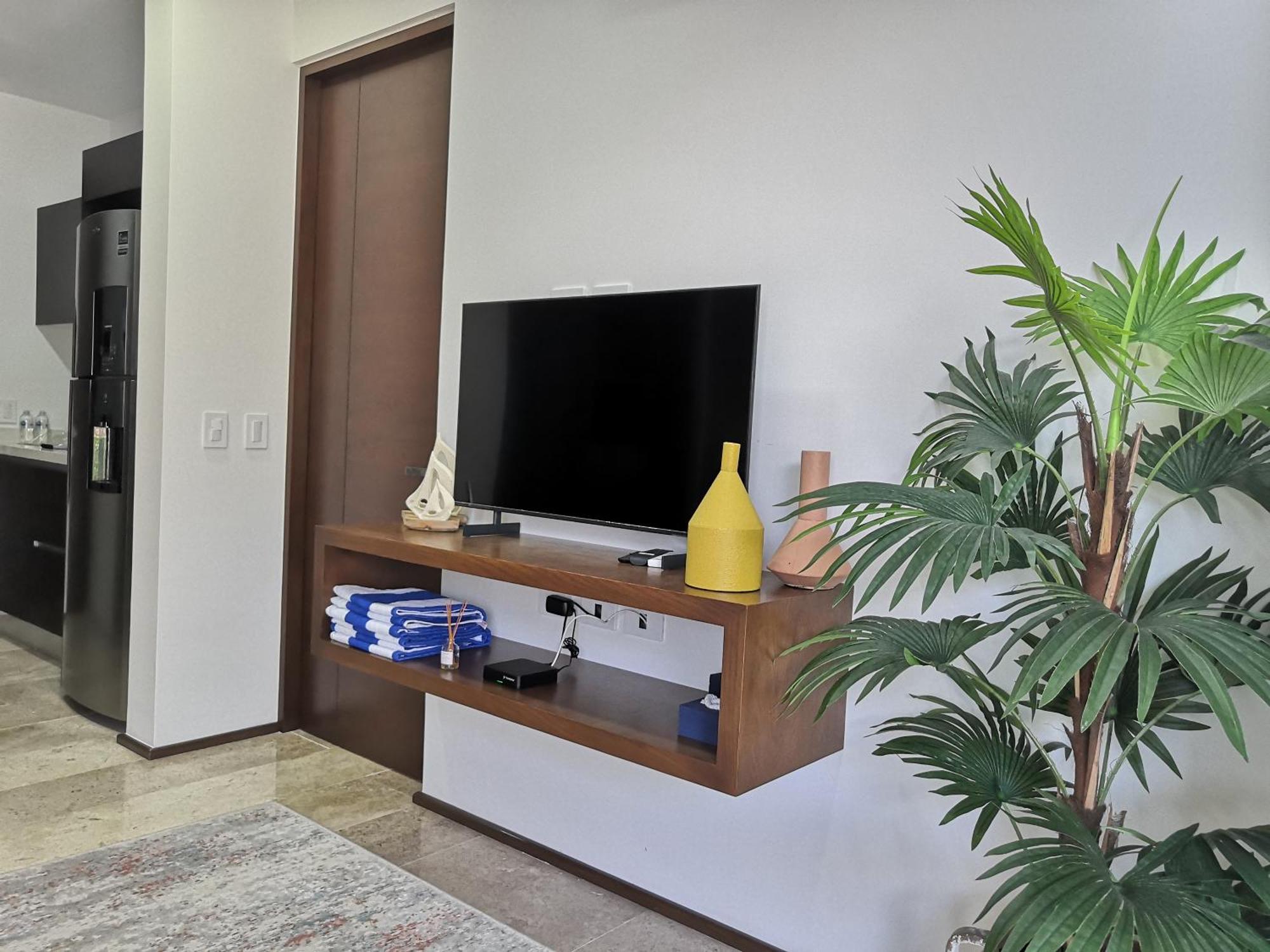 Menesse Luxury By Spot