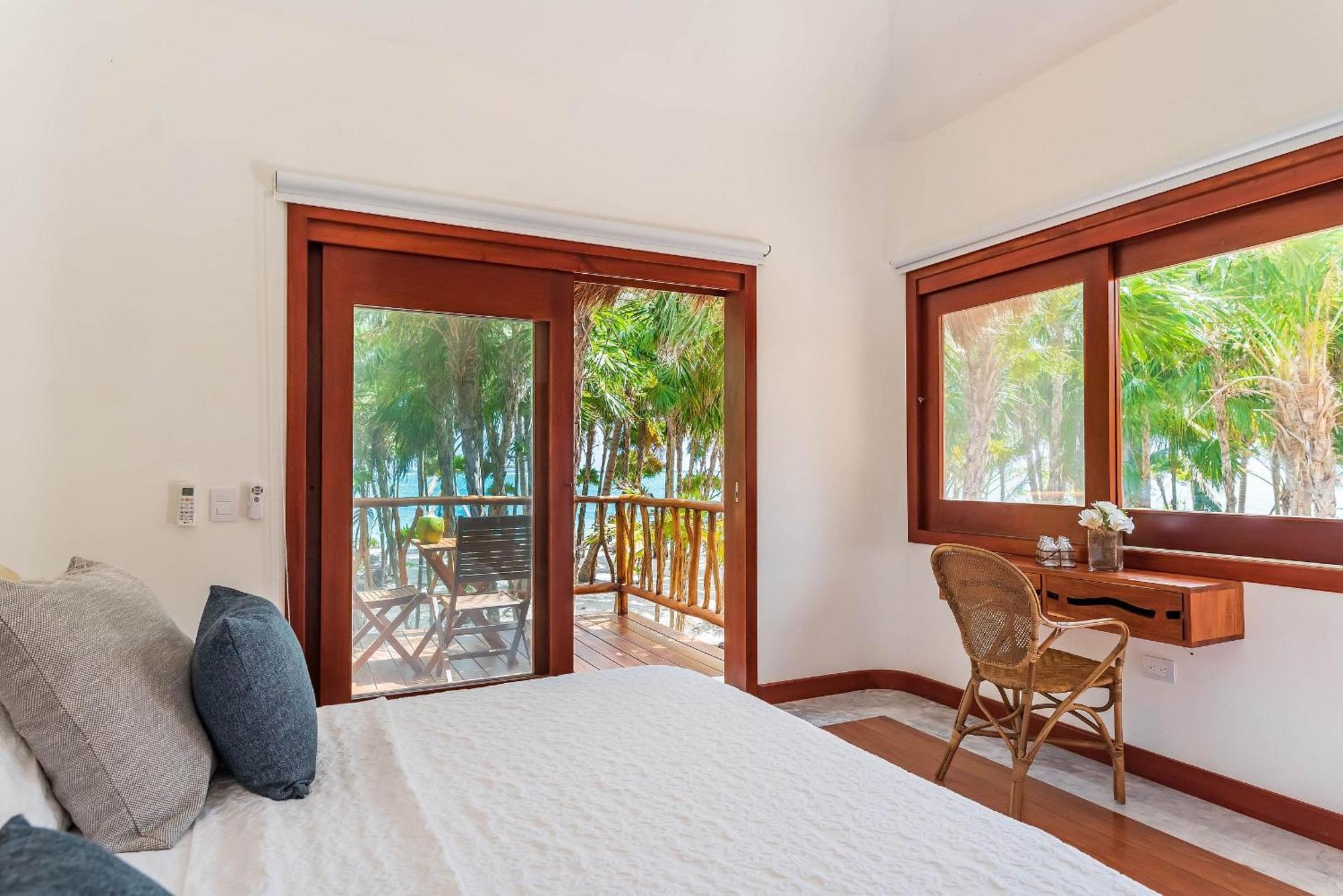Casa Nah Balam. Very Private. A Perfect Get Away! Villa