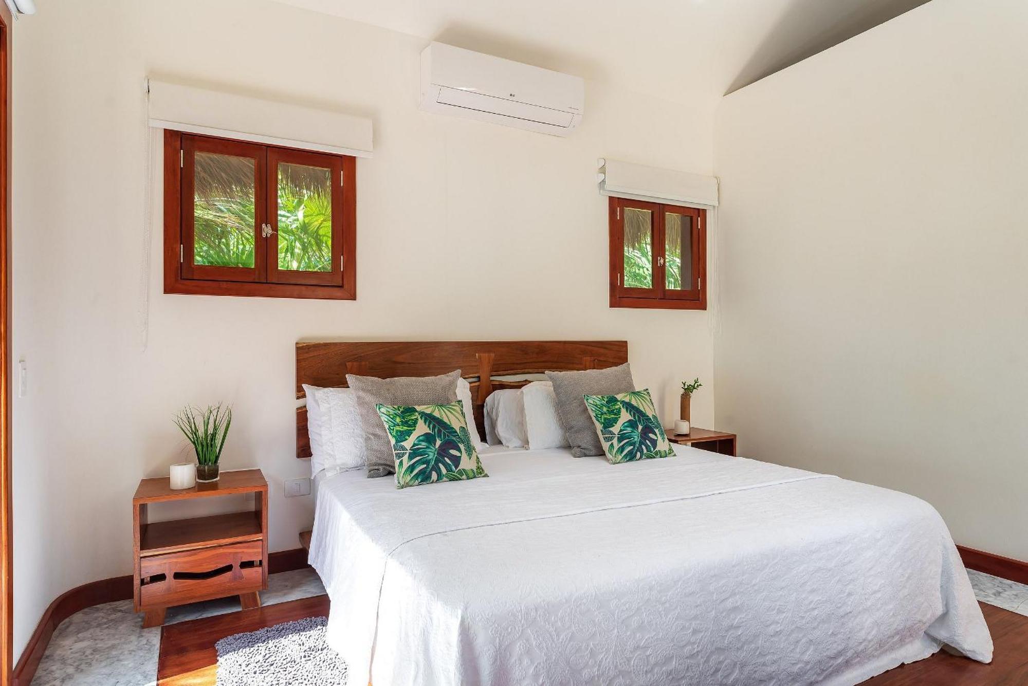 Villa Casa Nah Balam. Very Private. A Perfect Get Away!