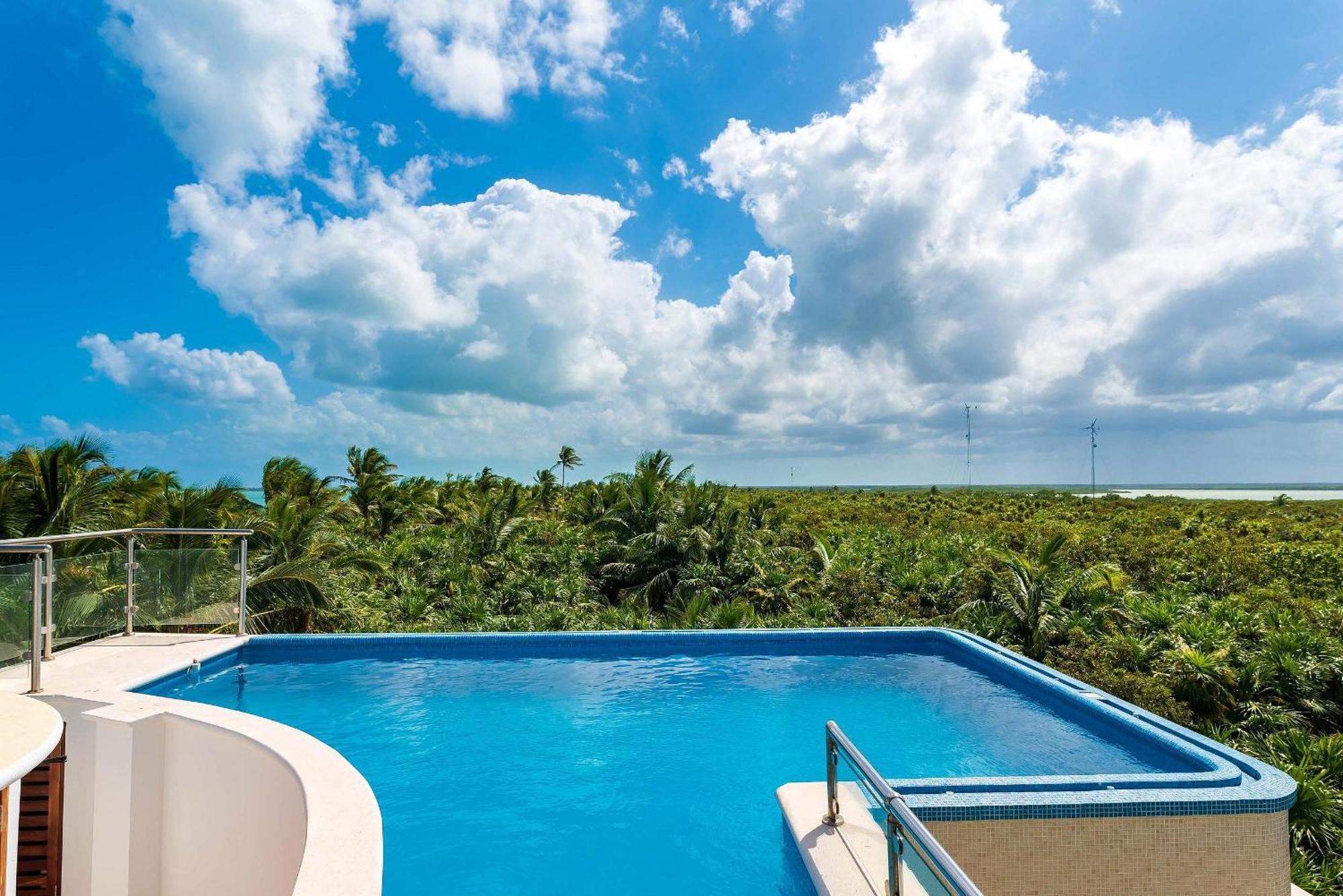 Villa Casa Nah Balam. Very Private. A Perfect Get Away!