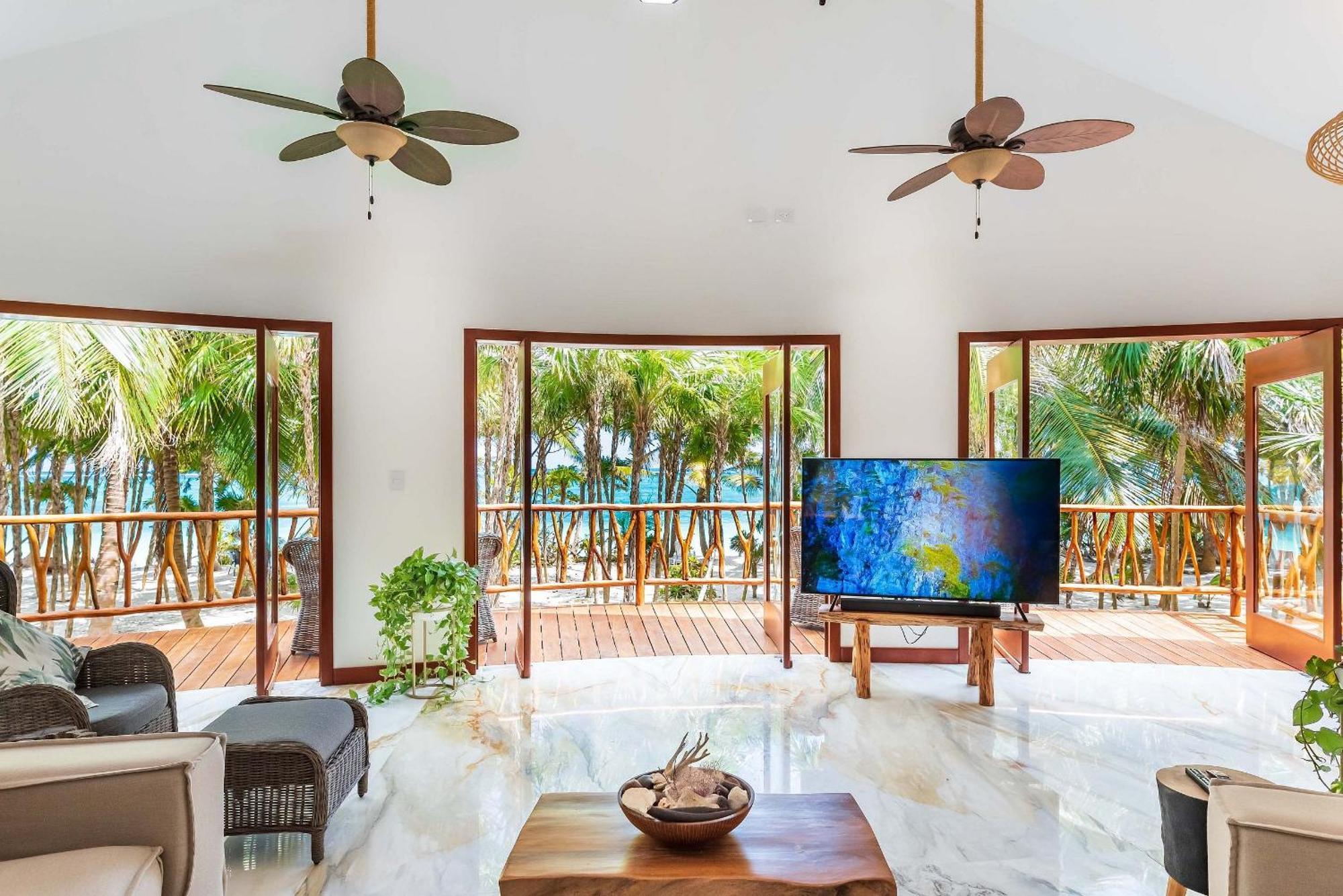 Villa Casa Nah Balam. Very Private. A Perfect Get Away!