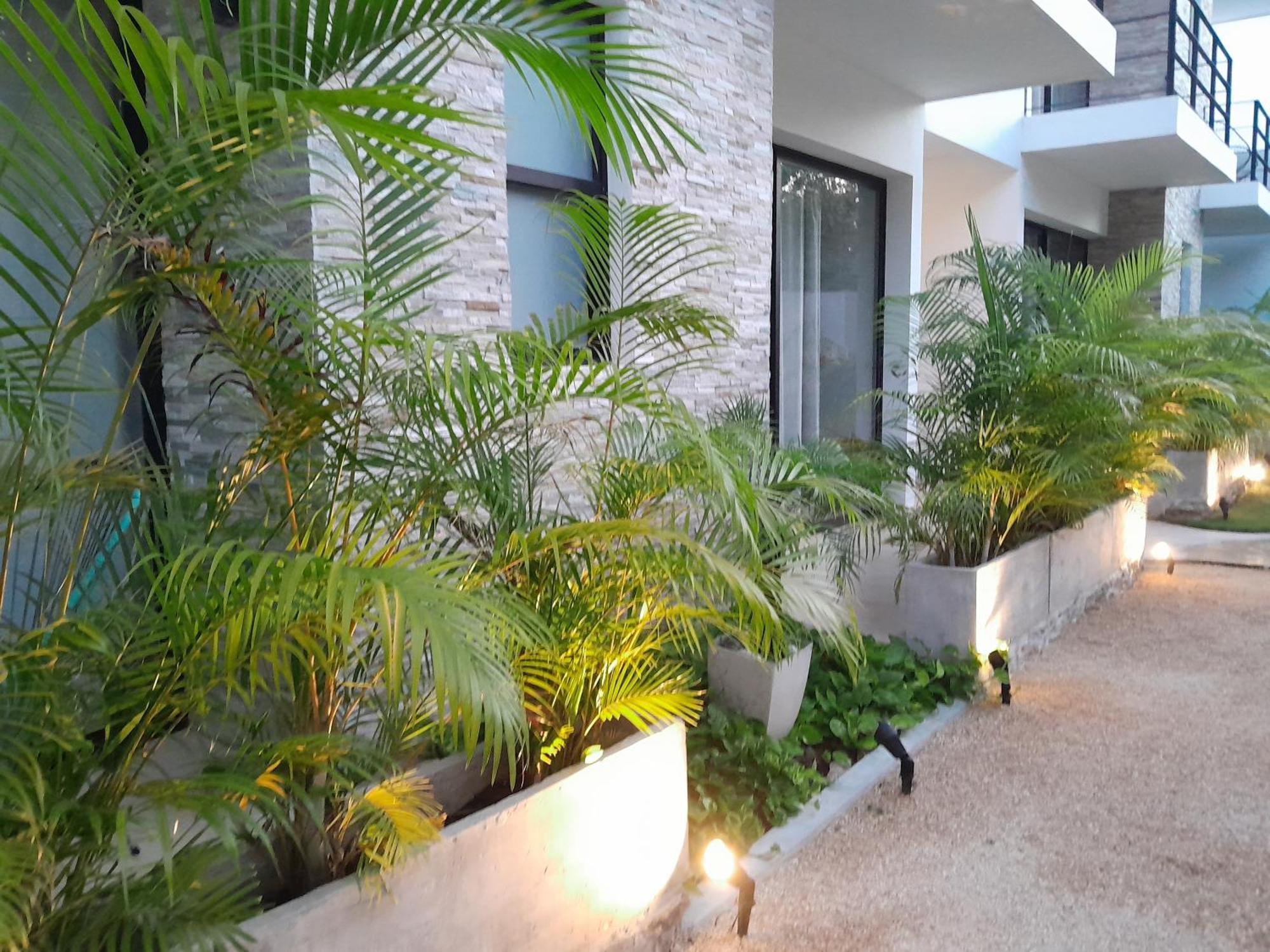 Yaax Kiin Apartahotel
