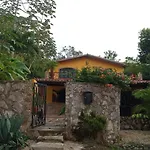 Casa Mango