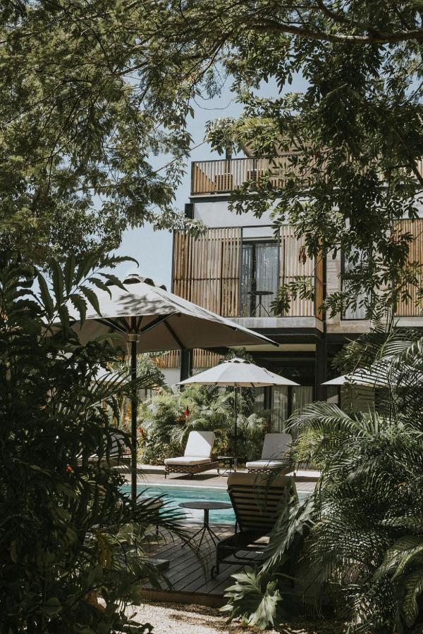 Mudra Tulum