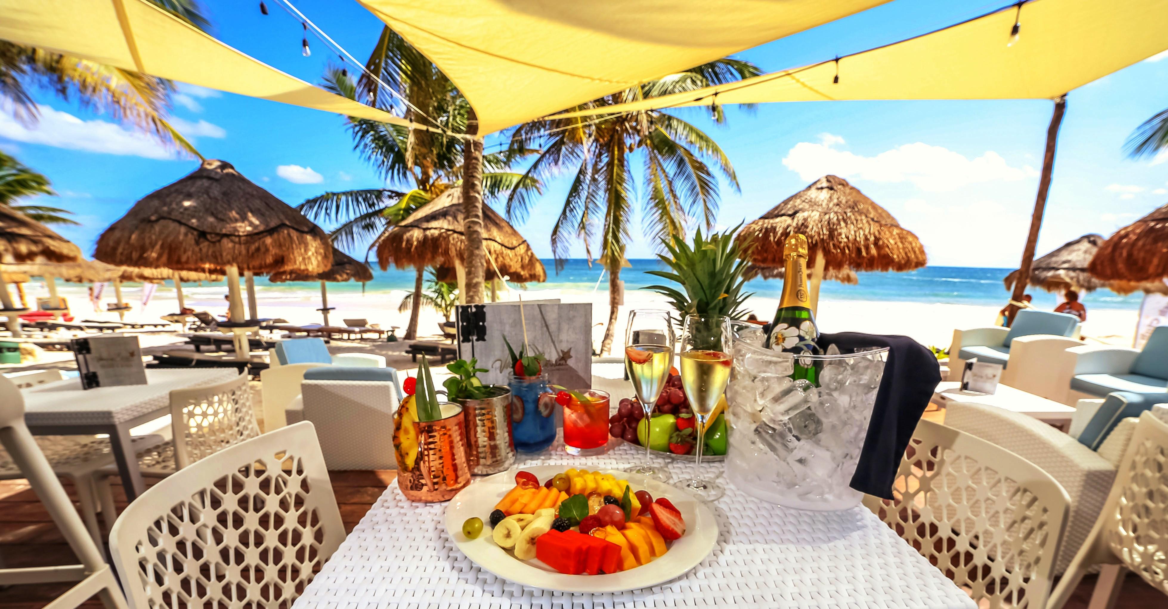 Estrellas - Located At The Party Zone Hotel Tulum