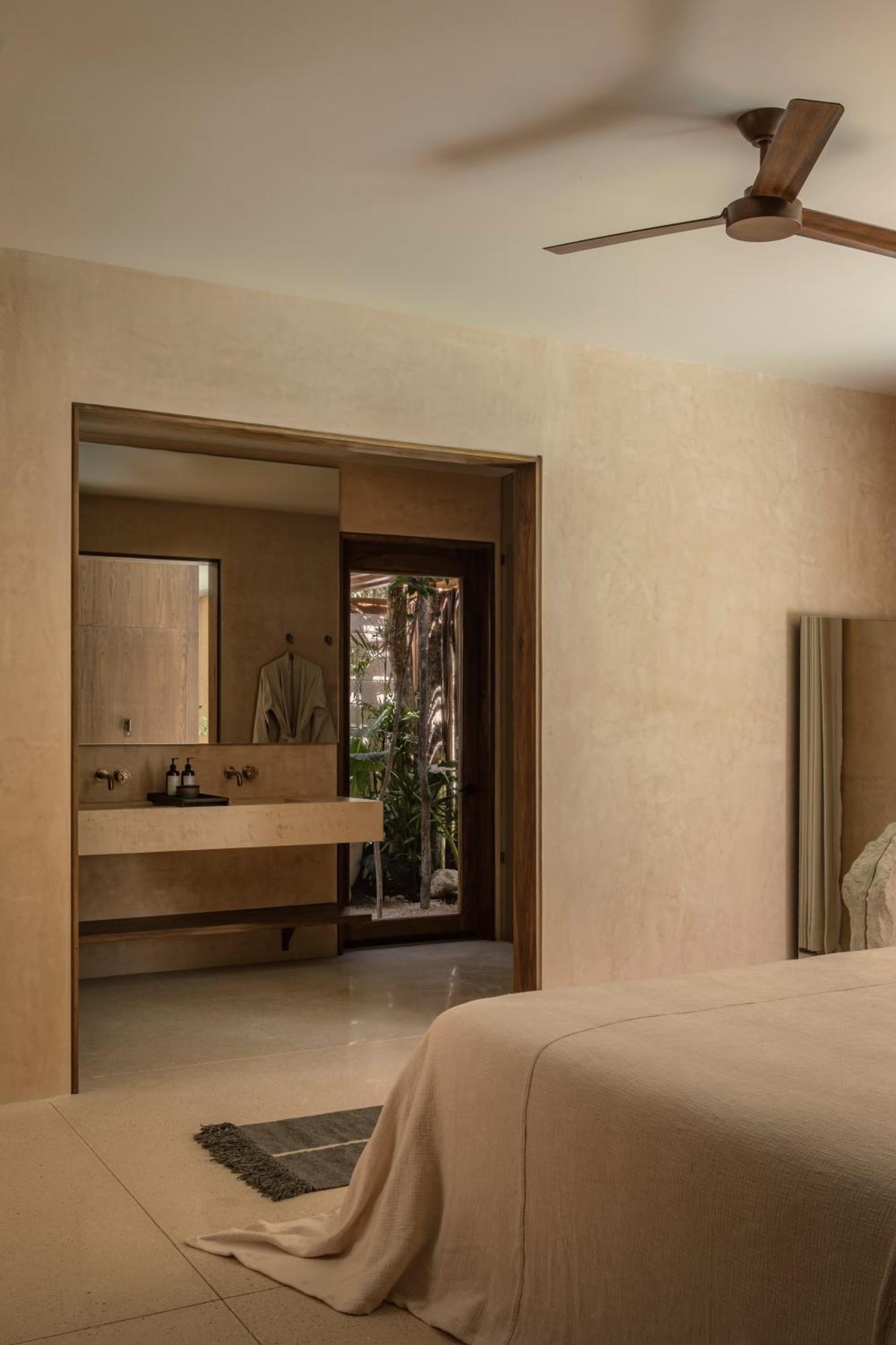 Hotel Naboa 5*