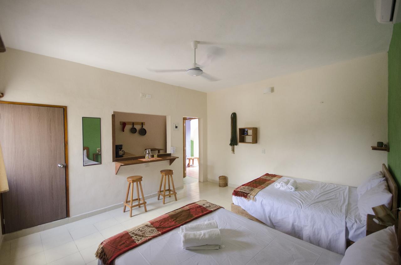 Casa Almendro Hotel