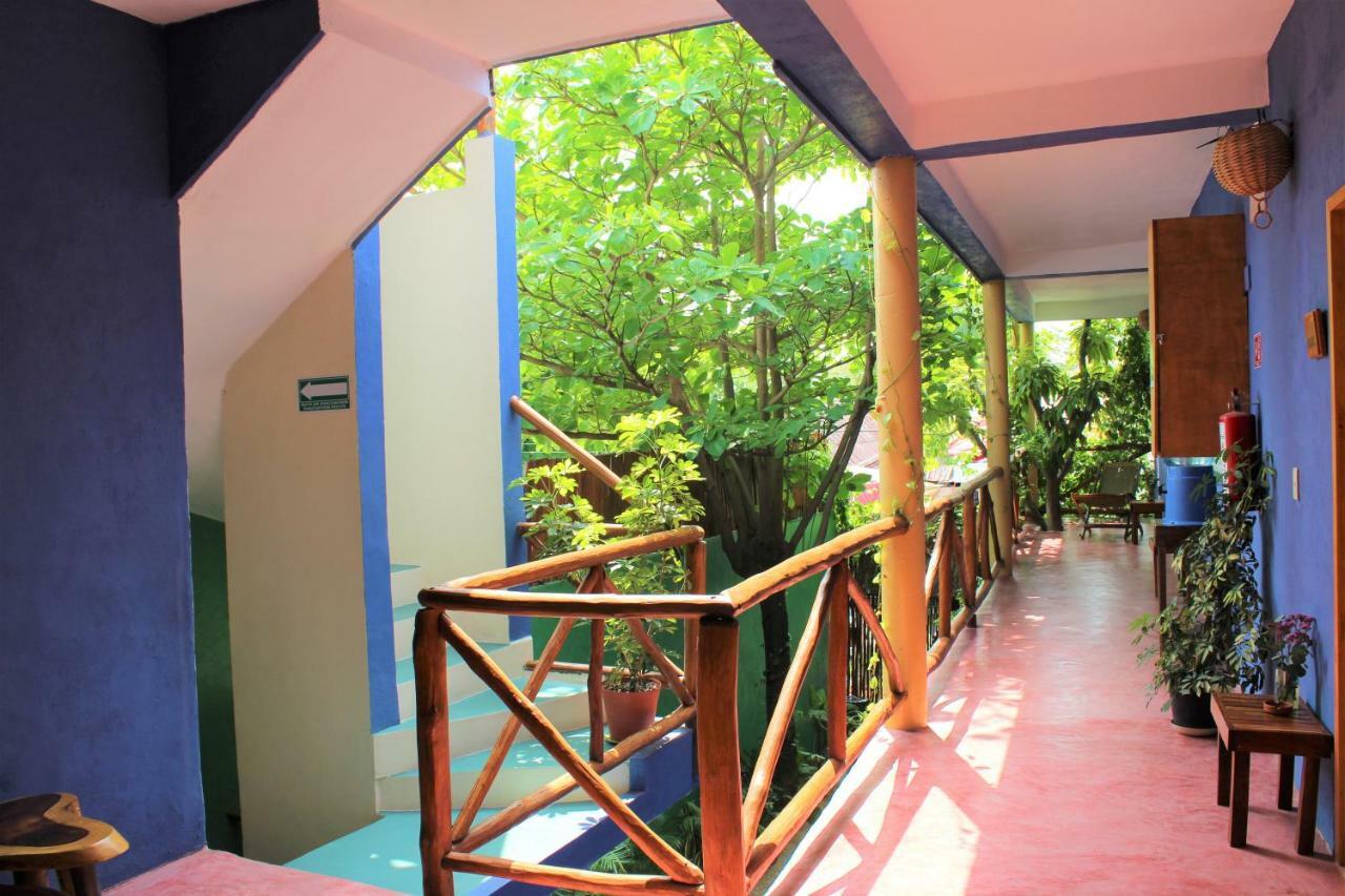 Casa Almendro Hotel