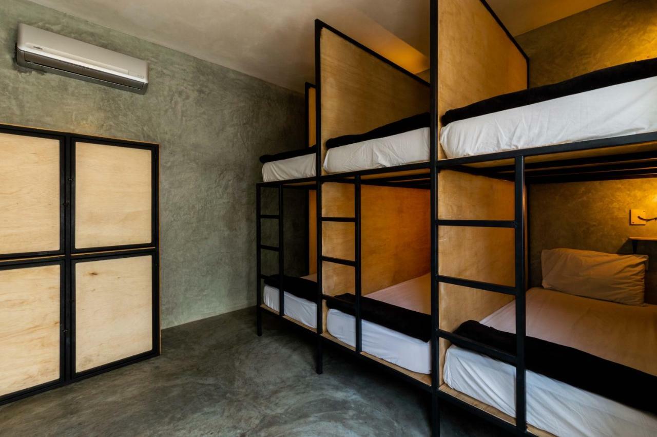 Hostel Lum *