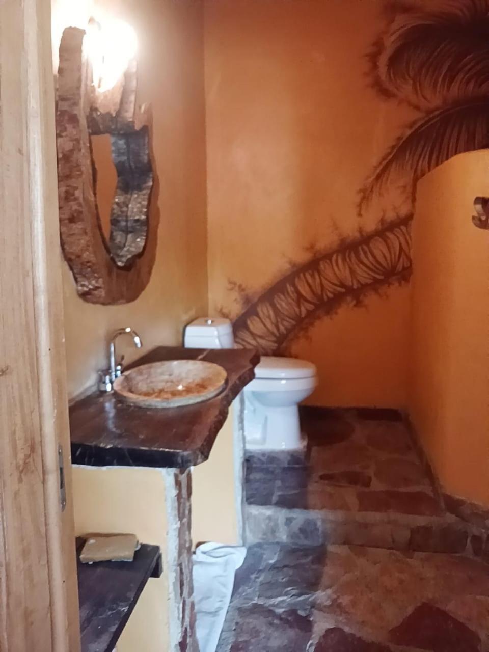 Casa Mango Bed & Breakfast 2*