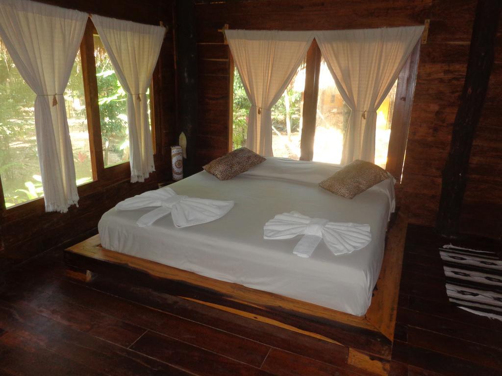 Casa Mango Bed & Breakfast