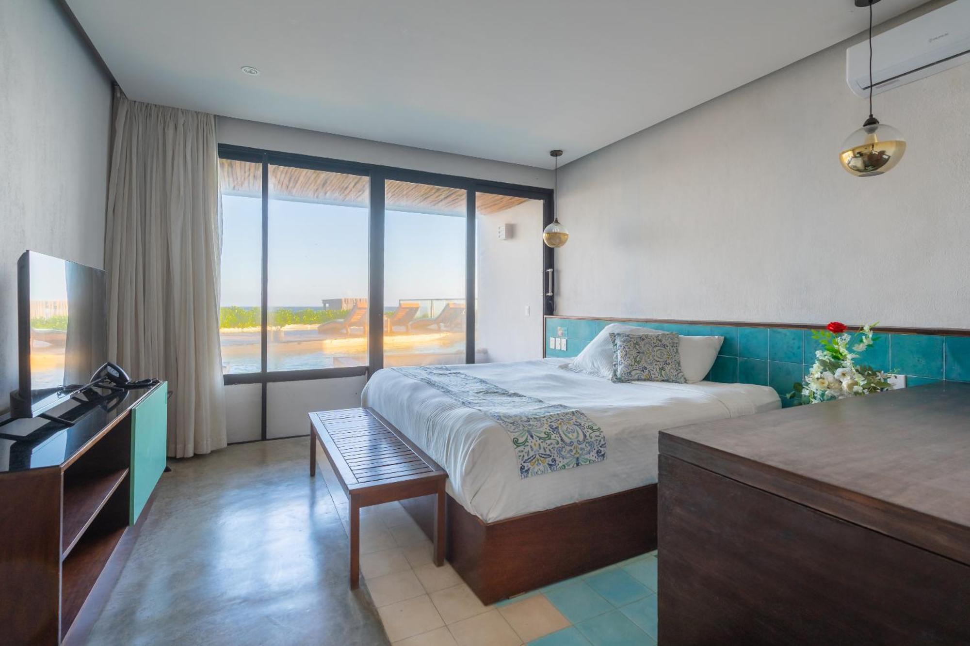 O' Boutique - Adults Only 5*