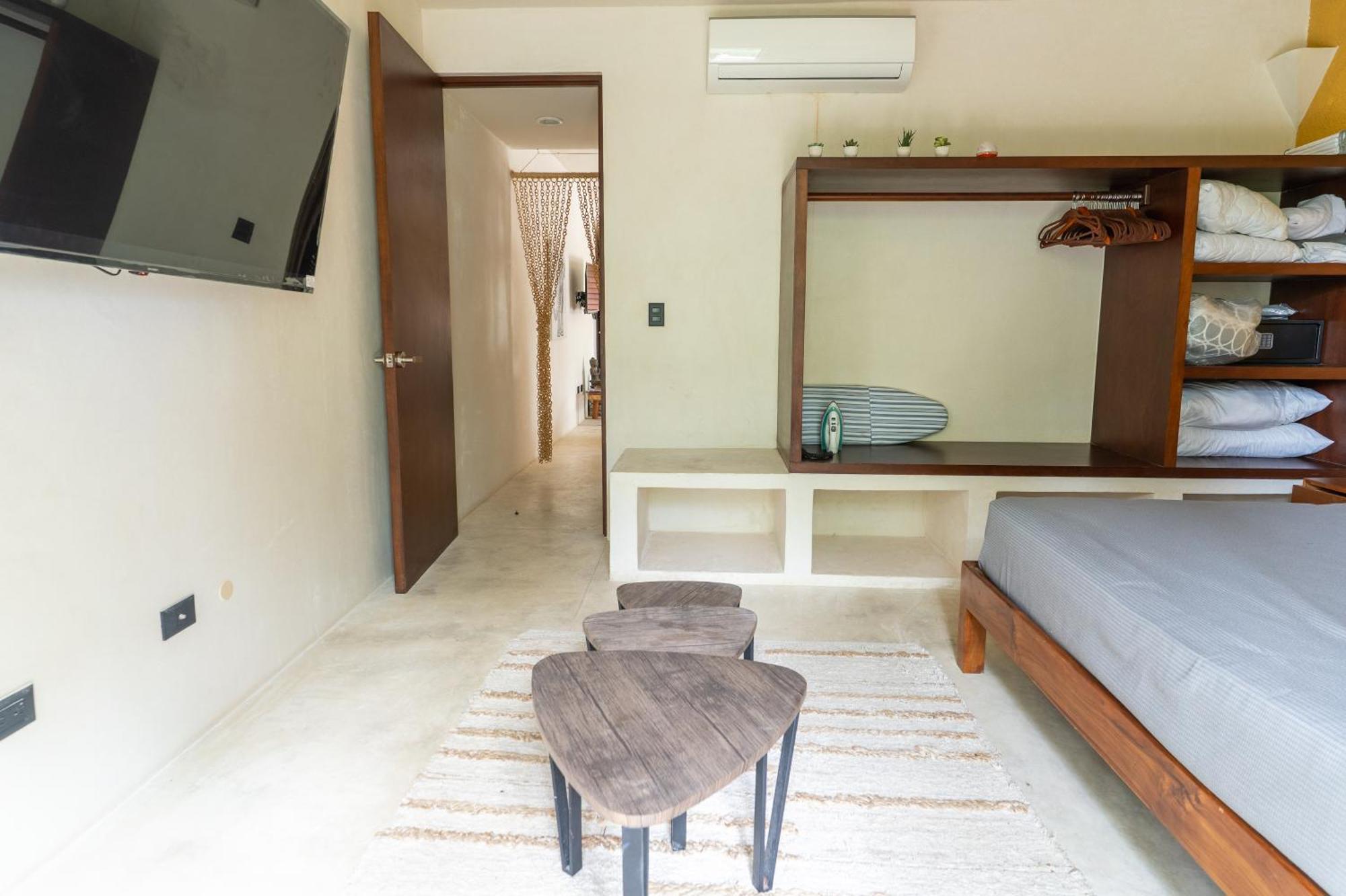 Charming Getaway In Prime Location Apartment *