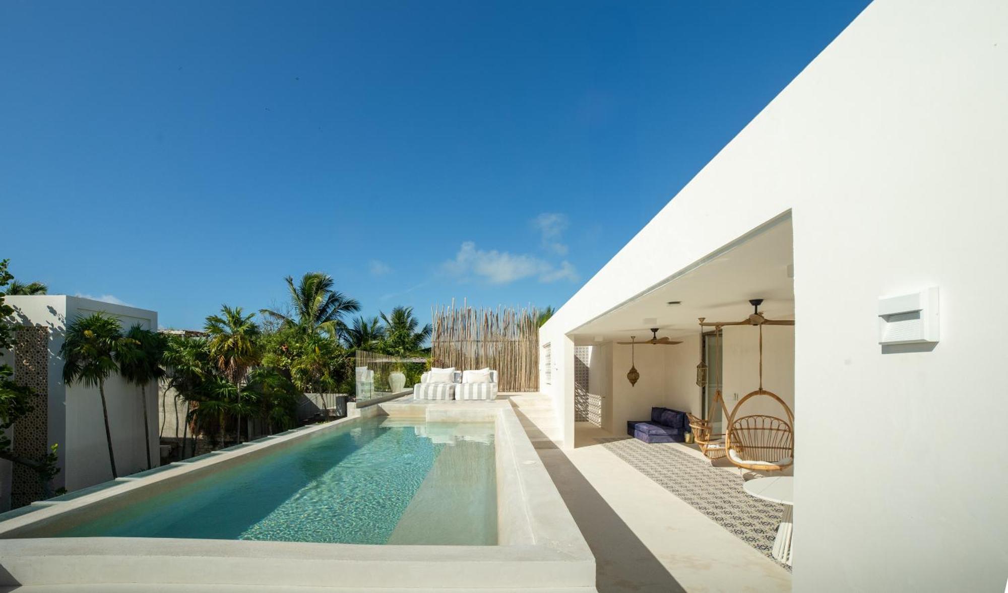 Sana Beachfront Boutique 5*
