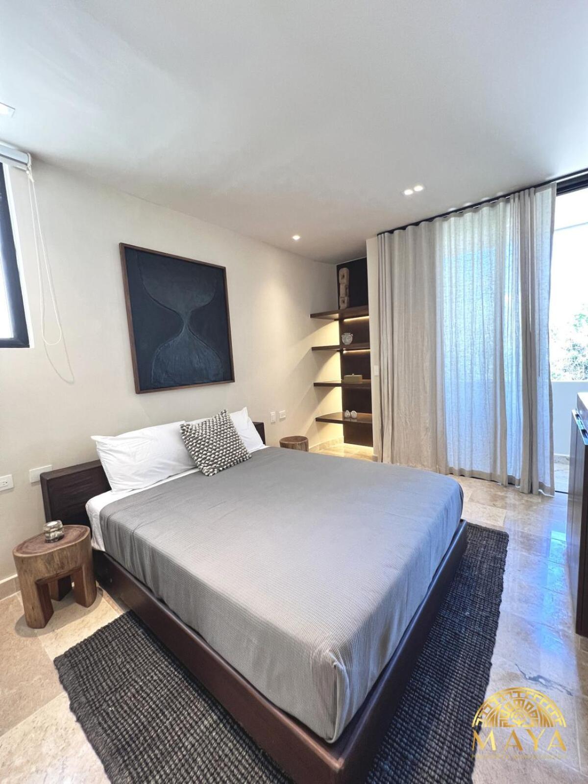 Peregrina 101a 2br Luxury *