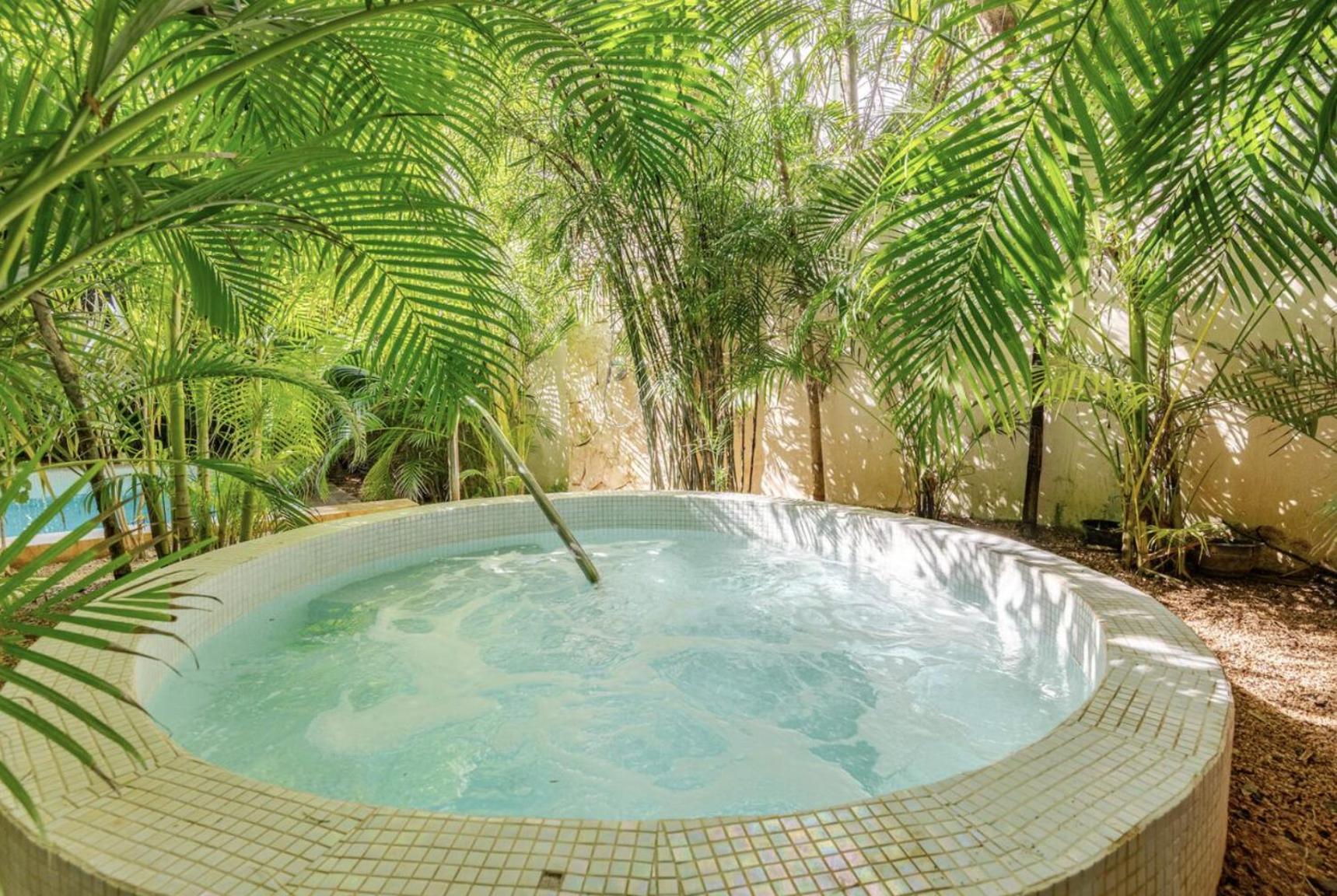 Tuuk: Luxury 5-bedroom With Private Pool And Concierge Villa