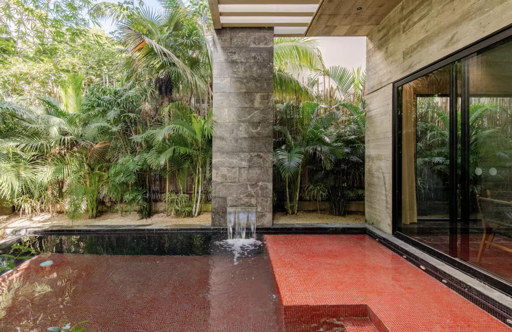 Tuuk: Luxury 5-bedroom With Private Pool And Concierge Villa *