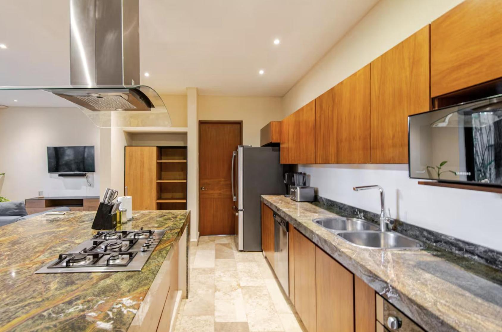 Tuuk: Luxury 5-bedroom With Private Pool And Concierge *