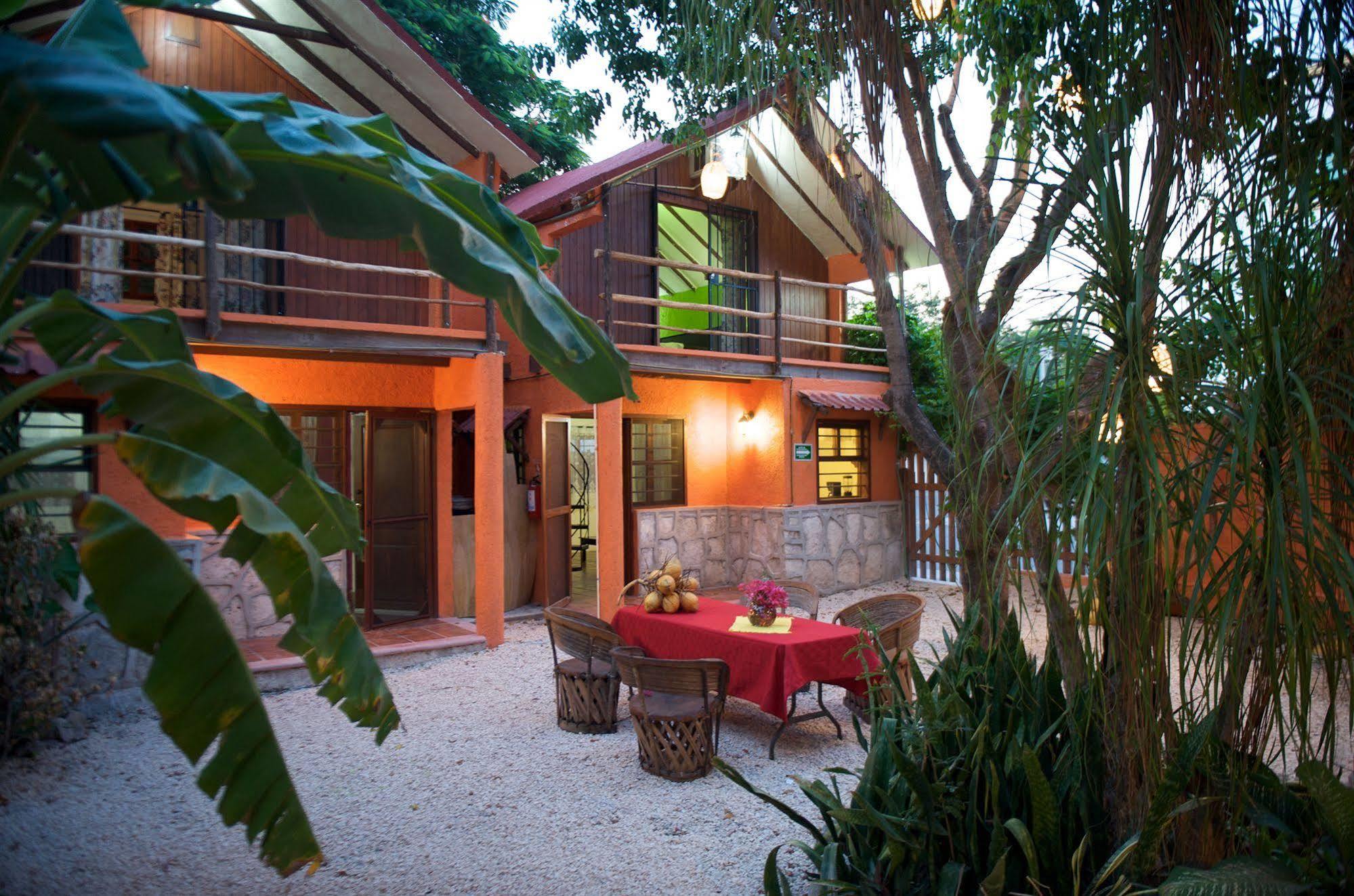 Casa Mango Bed & Breakfast Tulum