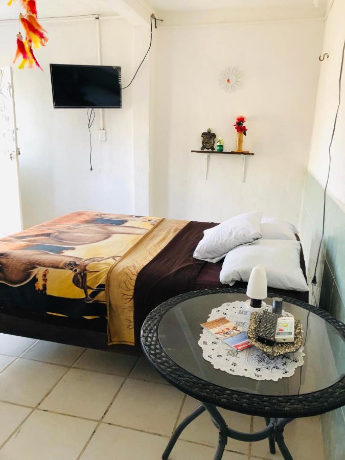 Inn 77 *