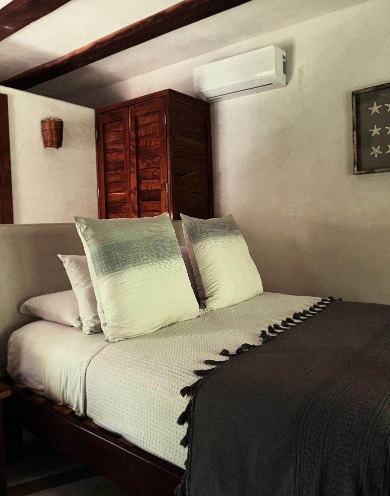 Casa Violeta Hotel