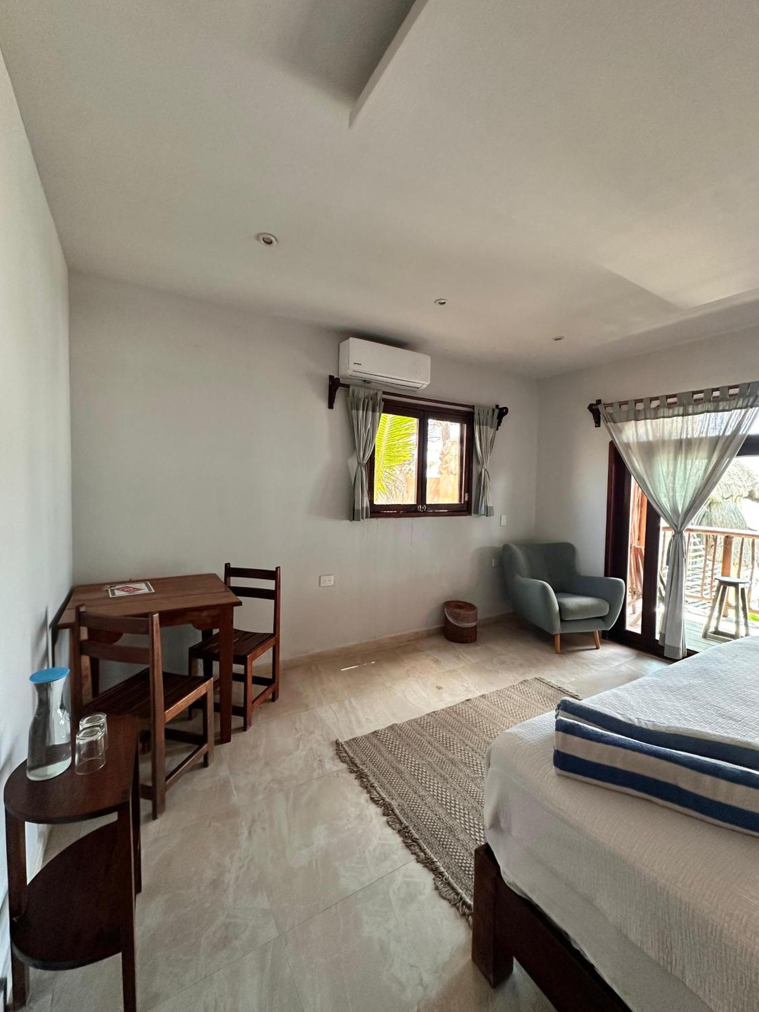 Hotel Playa Canek Beachfront Eco Hotel 4*